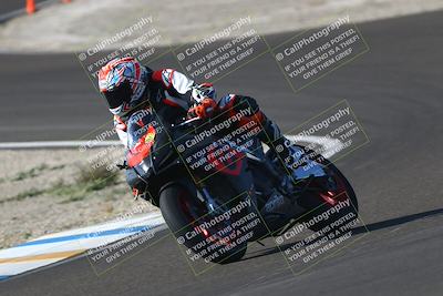 media/Nov-01-2025-TrackDaz (Sat) [[2b4d5192bc]]/C Group/1040pm (Turn 3)/